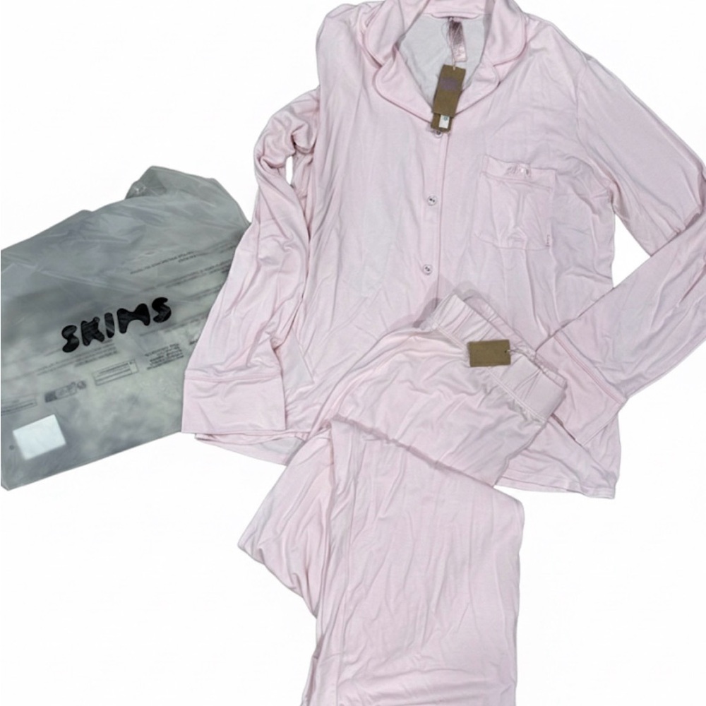 Pink SKIMS pj pajamas set size medium - Picture 3 of 4